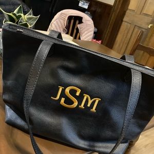 Thirty One City Scene monogrammed purse